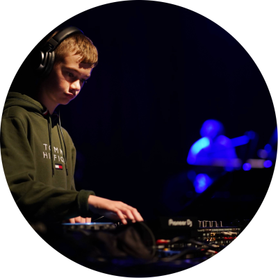 dj