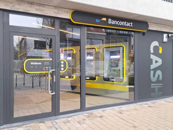 Foto van gevel CASH-punt Paalstraat