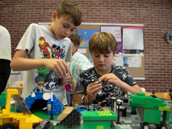 De wereld in Lego © Skillz vzw