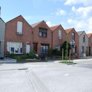 Onroerend erfgoed Schoten, Victor Nelisstraat, neotraditioneel