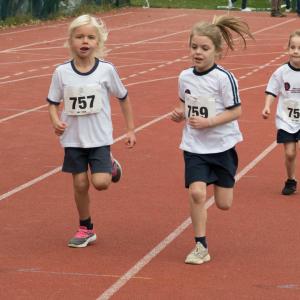 Bekijk de fotoreportage van de scholencross