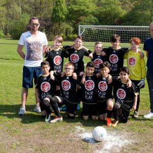 Groot Scholentornooi voetbal: bekijk de foto's en uitslagen