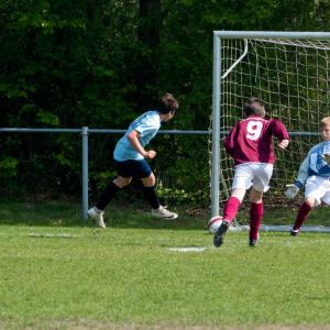 Groot Scholentornooi voetbal: bekijk de foto's en uitslagen